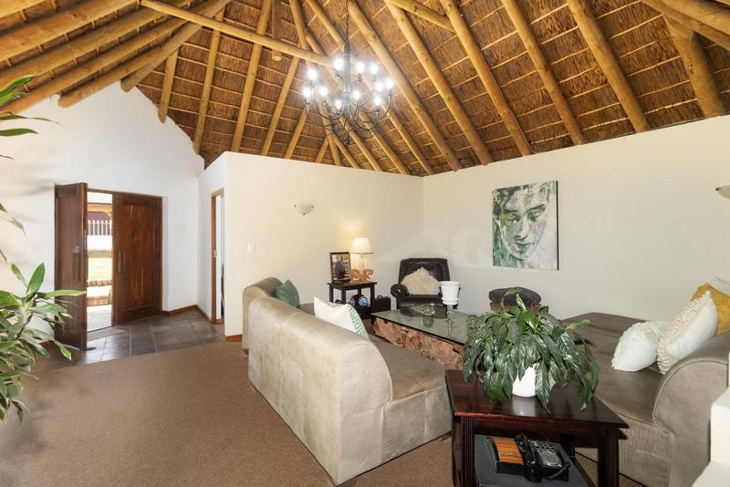 5 Bedroom Property for Sale in Vredekloof Western Cape